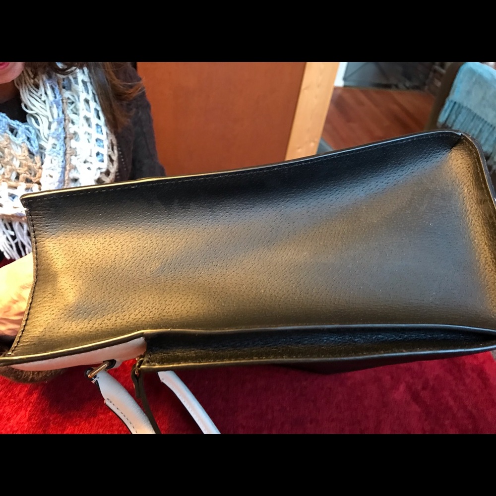 Kate Spade bag. - Picture 6 of 7